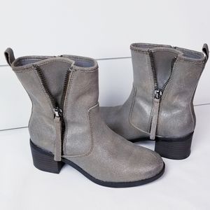 Clark's nevella Devon metallic boot